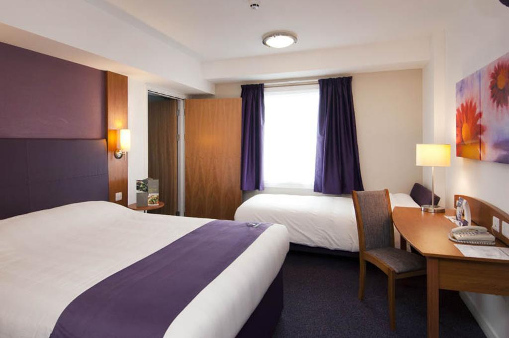 Premier Inn Liverpool Albert Dock Room photo